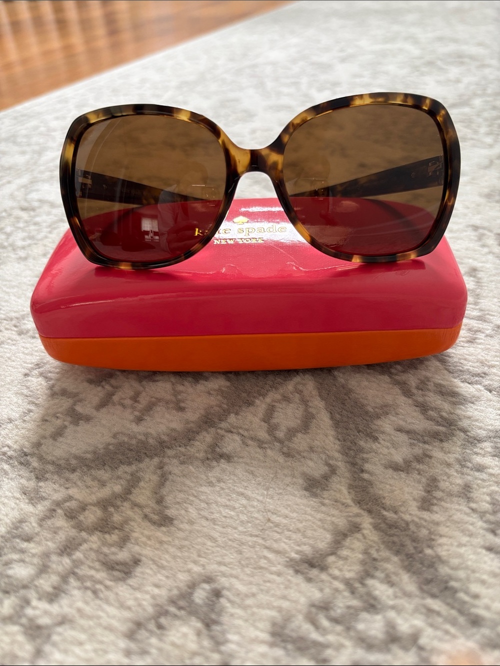 kate spade Tortoise Pattern Oversized Square Sunglasses - polarized Brown Lenses - Picture 2 of 8